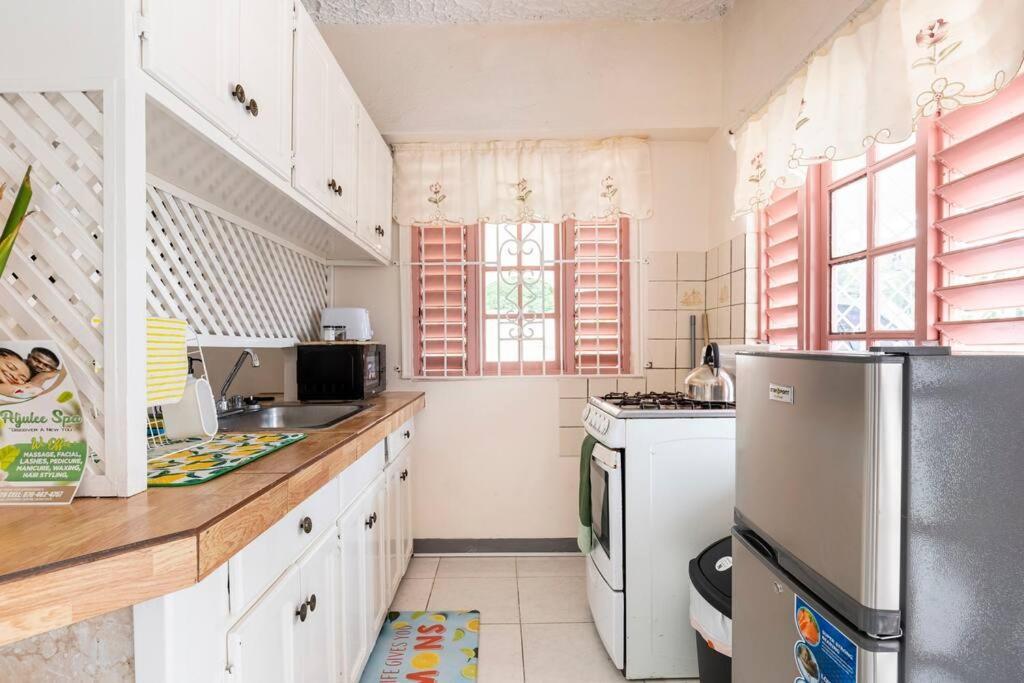 Shaw Park Gem Apt 12A Ocho Rios Luaran gambar