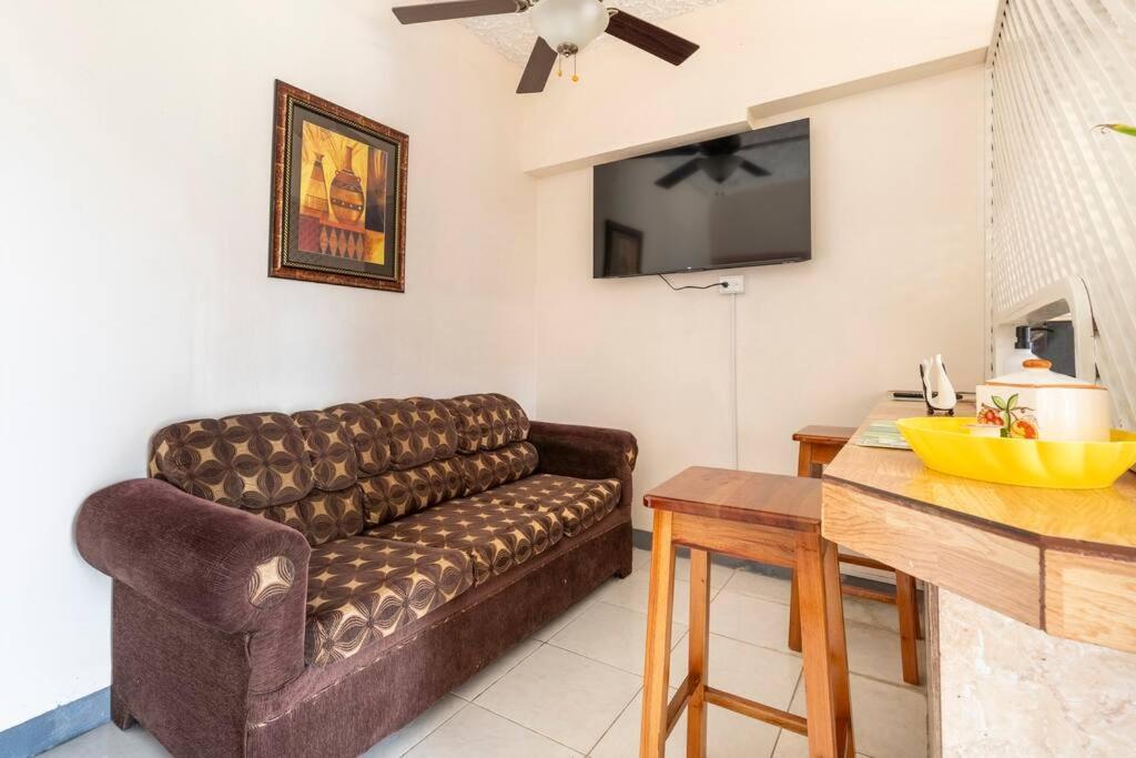 Shaw Park Gem Apt 12A Ocho Rios Luaran gambar