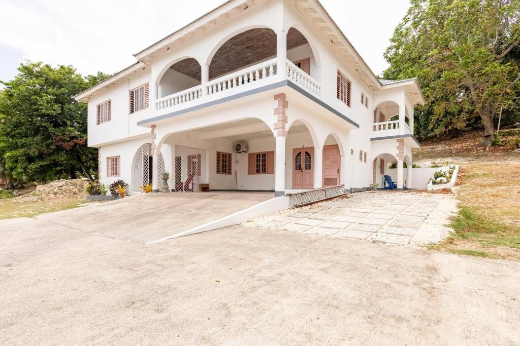 Shaw Park Gem Apt 12A Ocho Rios Luaran gambar
