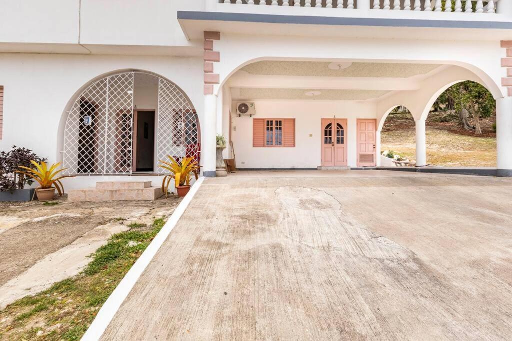 Shaw Park Gem Apt 12A Ocho Rios Luaran gambar